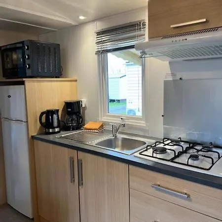 Camping domaine Eurolac Aureilhan  Extérieur photo